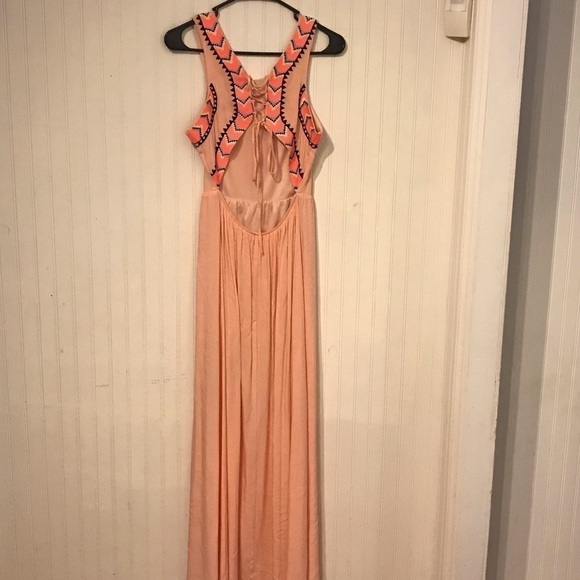 Lulumari Pink floor length maxi dress with tribal accents size medium - Picture 2 of 6